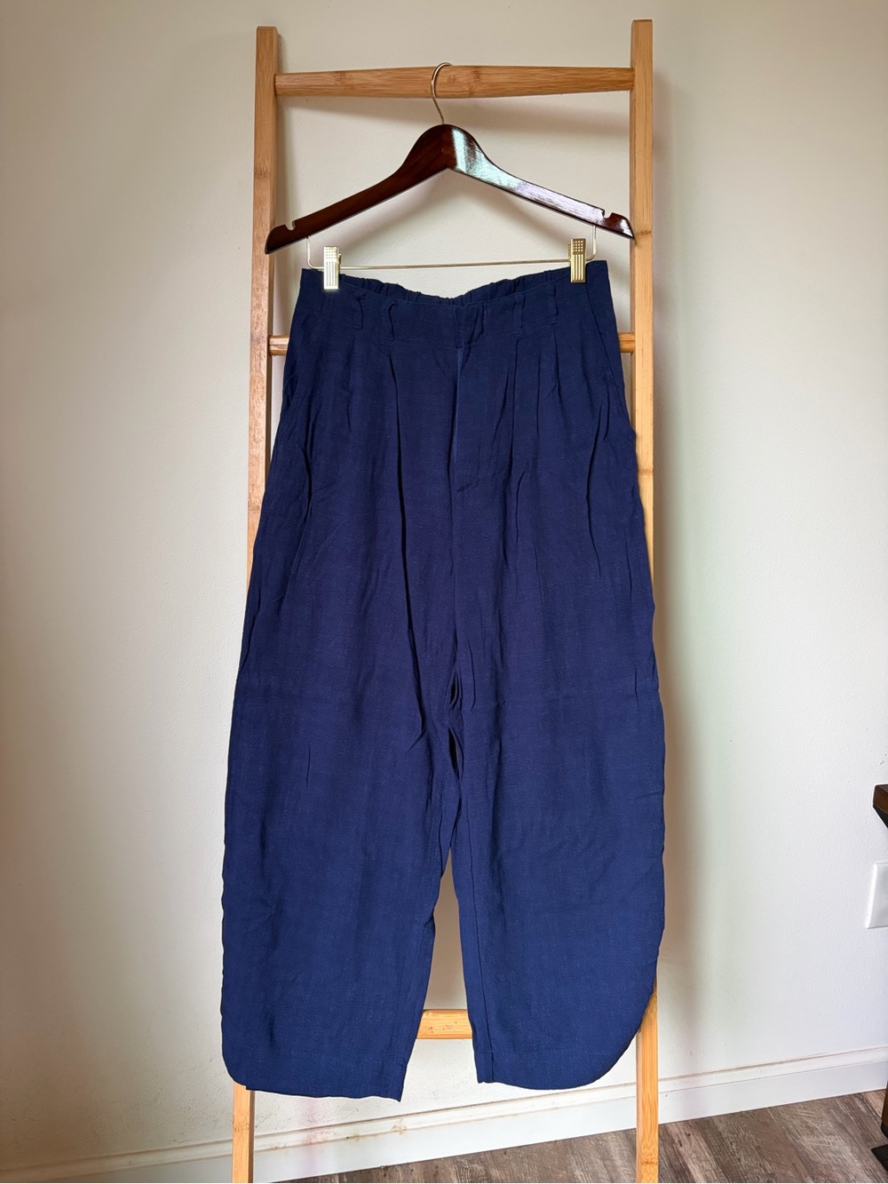 Z Supply Navy Wide-Leg Cropped Chinos